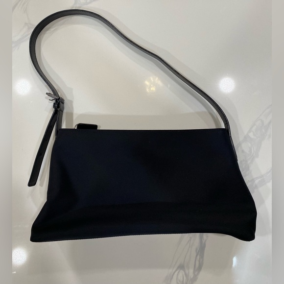 Coach Handbags - Coach Vintage 1999 Black EW Mercer Zip Top Shoulder Bag Purse 7406 Y2K 90s